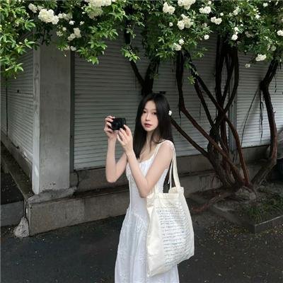 学府春色